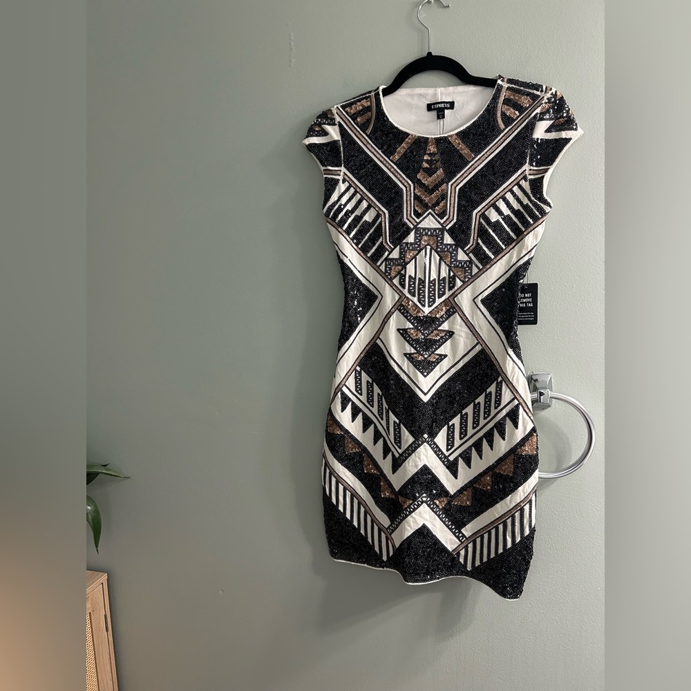 Express Womens Aztec All Over Sequin Cap Sleeve Bodycon Dress Party Cocktail NWT